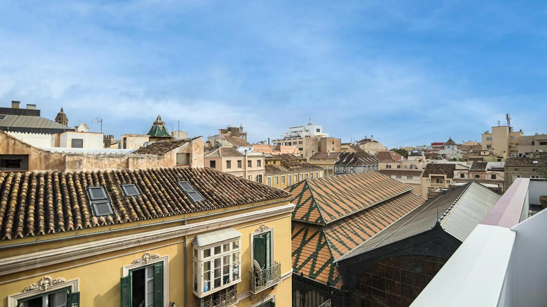 Atarazanas Suite, Atico Con Terraza مالقة