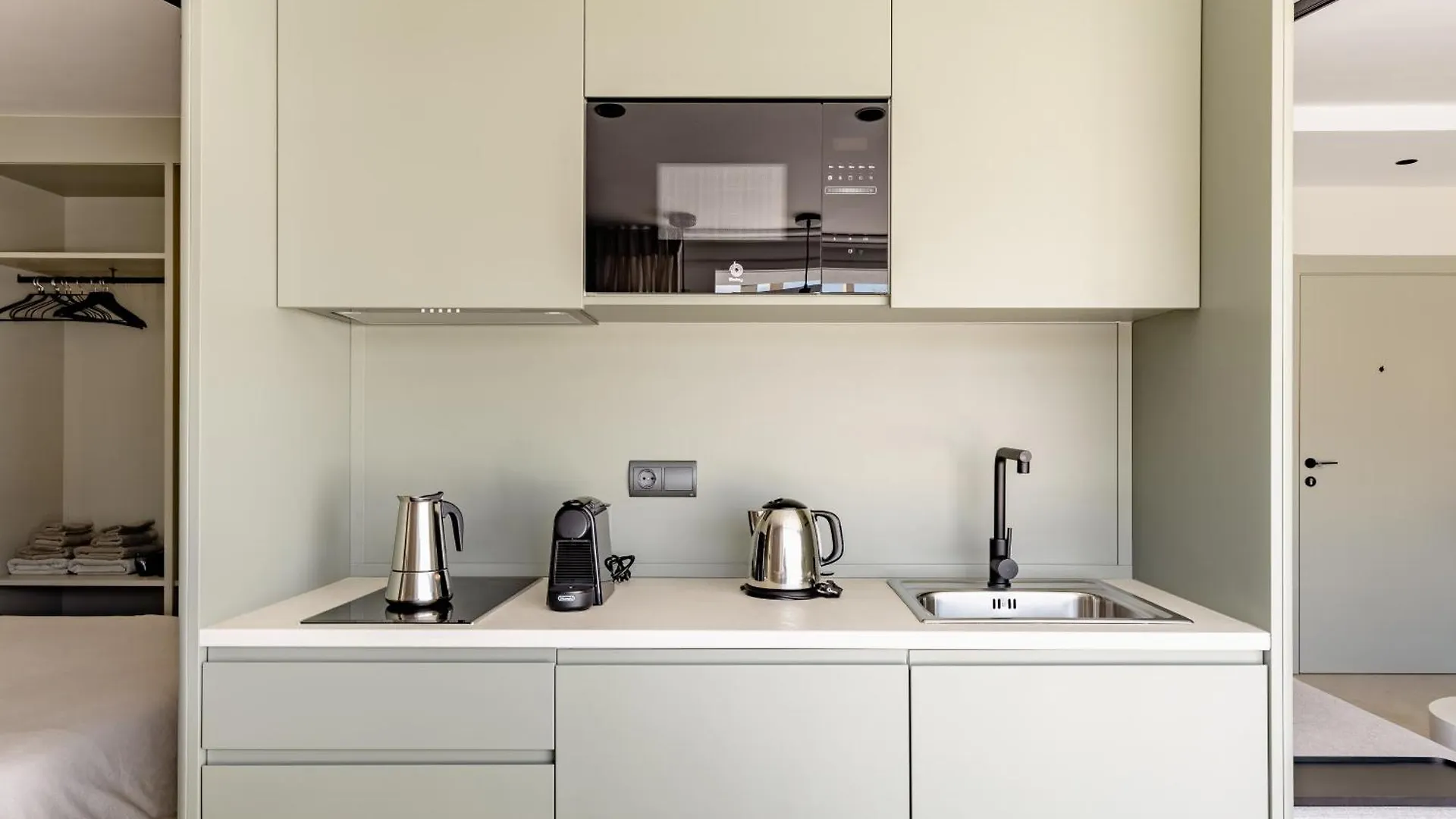 Atarazanas Suite, Atico Con Terraza مالقة شقة