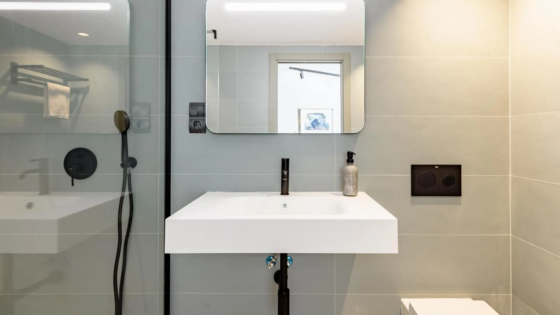 Atarazanas Suite, Atico Con Terraza مالقة